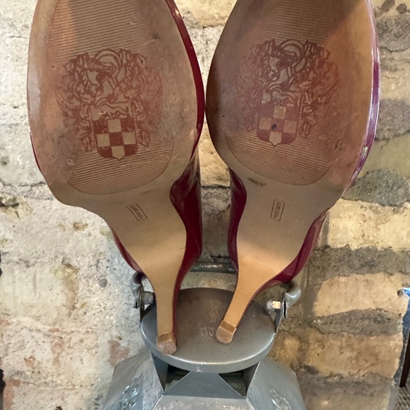 Vince Camuto Cherry Red Patent Heels - Picture 5 of 6